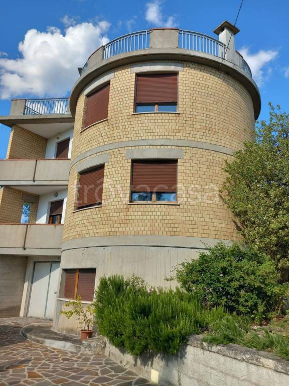 casa indipendente in vendita a Sassocorvaro Auditore in zona Sassocorvaro
