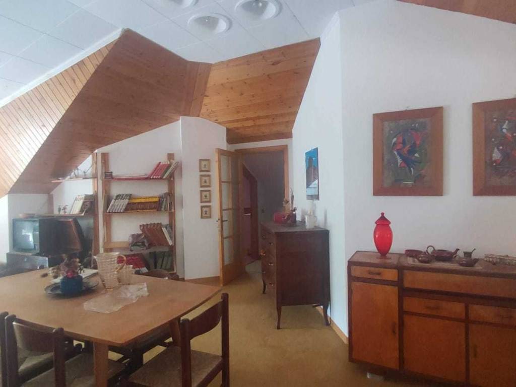 appartamento in vendita a Sassocorvaro Auditore in zona Sassocorvaro