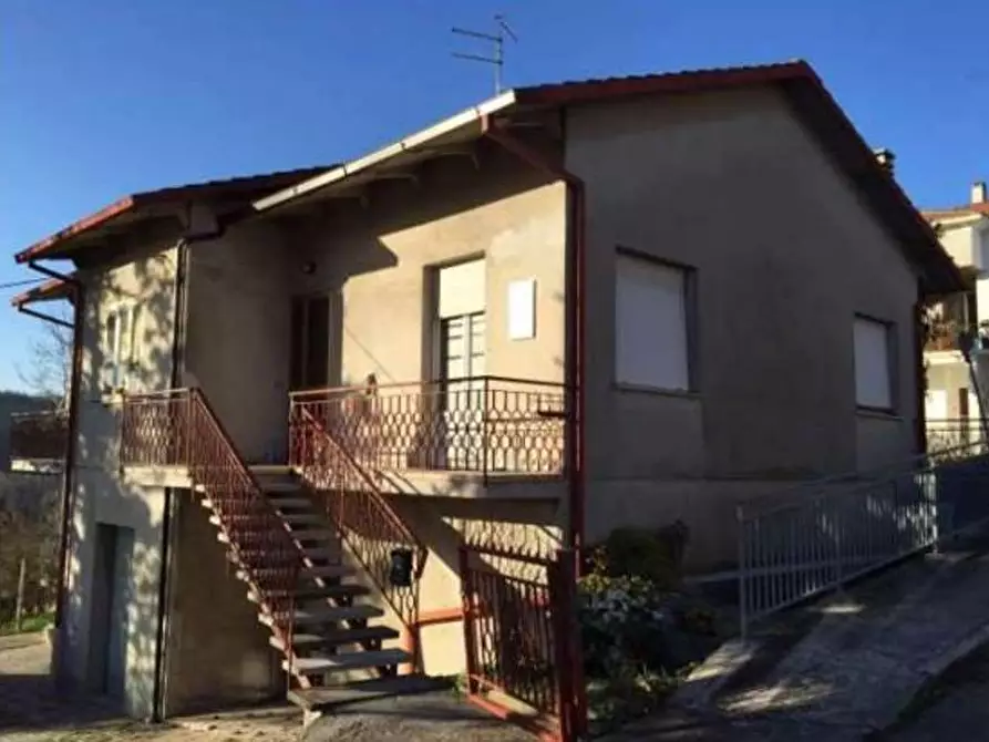 casa indipendente in vendita a Sassocorvaro Auditore in zona Casinina