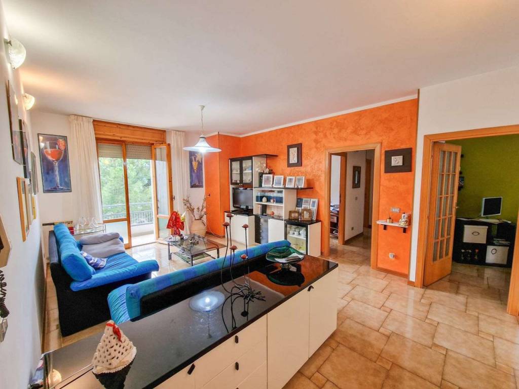 appartamento in vendita a Sassocorvaro Auditore in zona Sassocorvaro