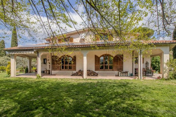 casa indipendente in vendita a Sassocorvaro Auditore in zona Castelnuovo