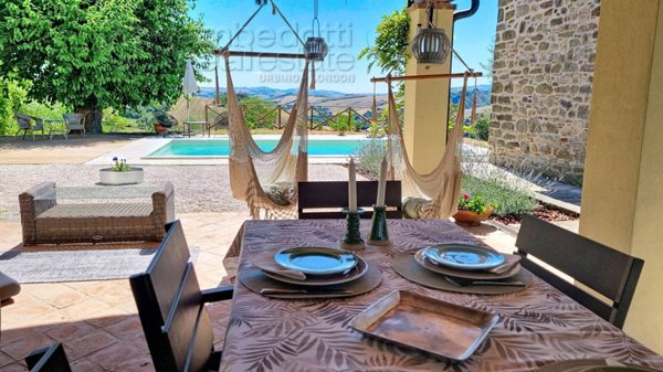 casa indipendente in vendita a Sassocorvaro Auditore