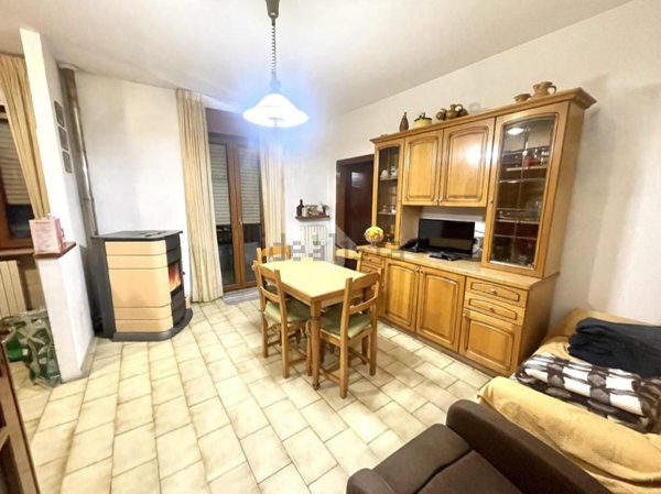 appartamento in vendita a Sassocorvaro Auditore in zona Auditore