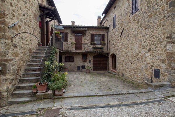 appartamento in vendita a Sassocorvaro Auditore in zona Castelnuovo