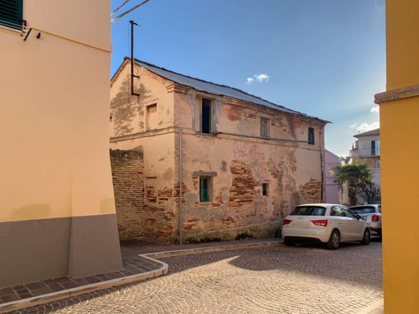 casa indipendente in vendita ad Agugliano