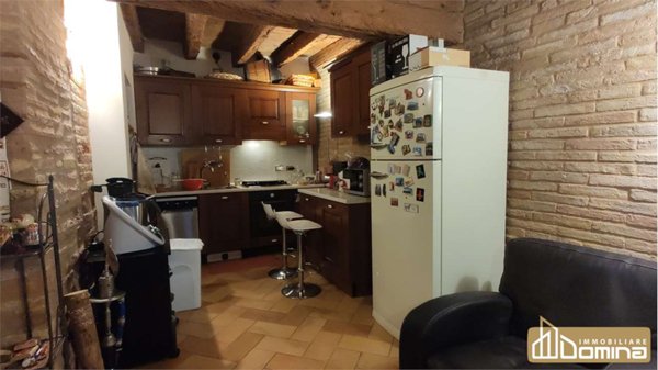 appartamento in vendita ad Agugliano in zona Castel d'Emilio