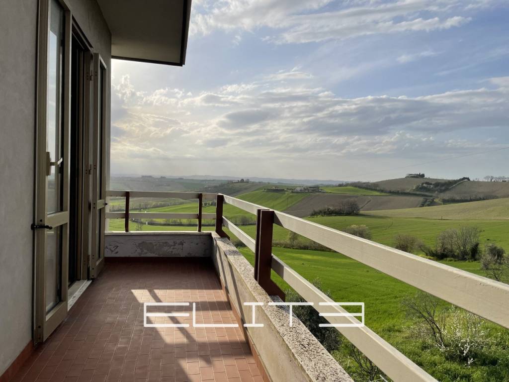 casa indipendente in vendita ad Agugliano