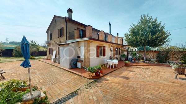 appartamento in vendita ad Agugliano