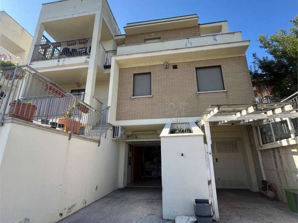 appartamento in vendita ad Agugliano