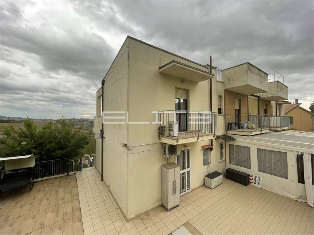 casa indipendente in vendita ad Agugliano