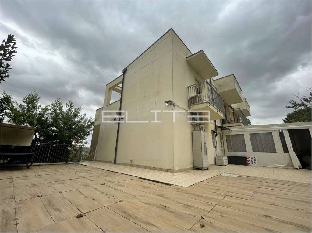 casa indipendente in vendita ad Agugliano