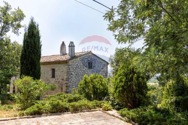 casa indipendente in vendita ad Agugliano