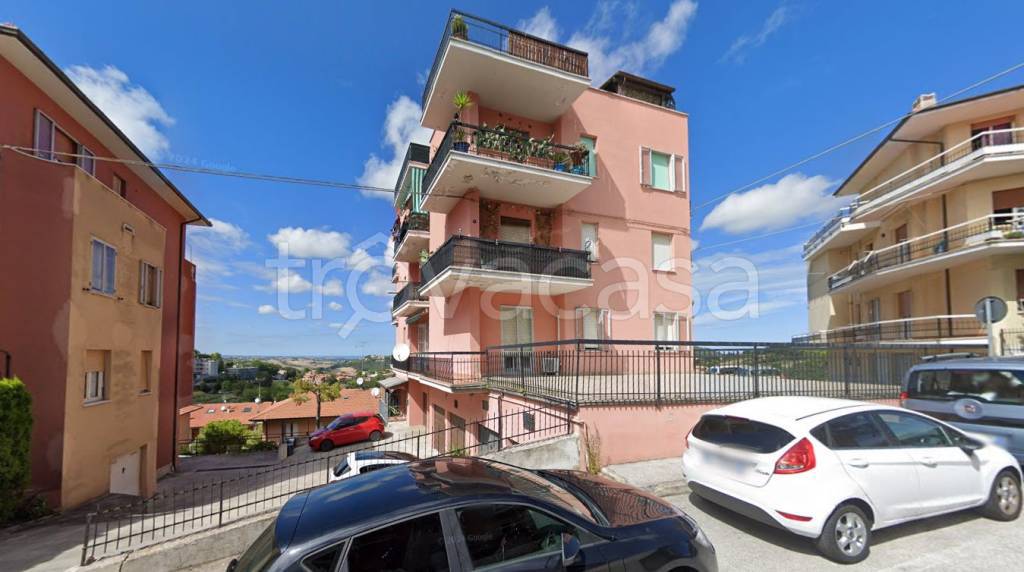 appartamento in vendita ad Agugliano