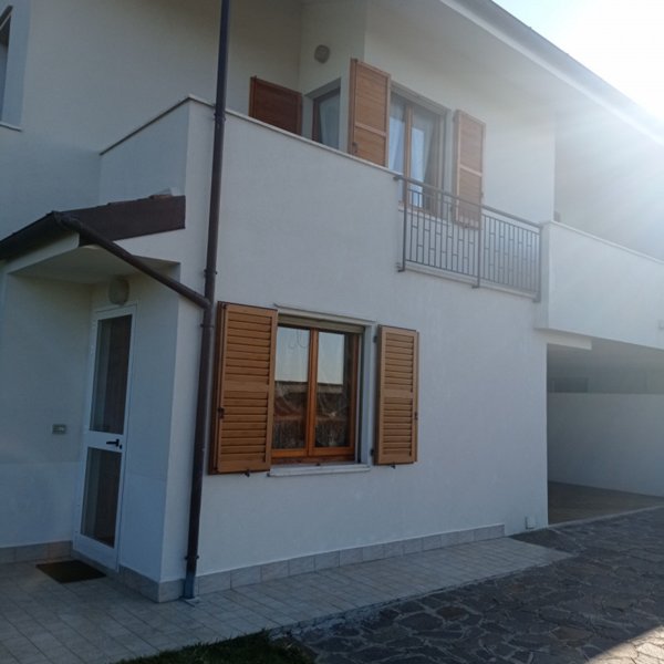 casa indipendente in vendita ad Agugliano