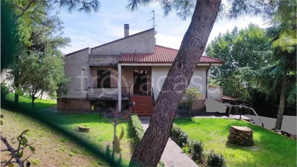 casa indipendente in vendita ad Agugliano