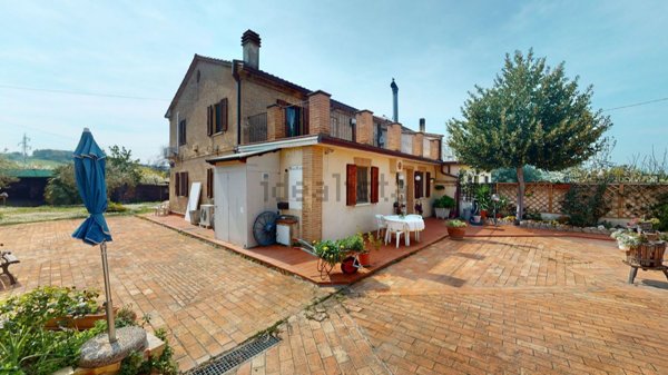 appartamento in vendita ad Agugliano