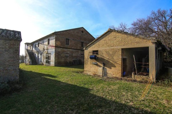 casa indipendente in vendita ad Agugliano