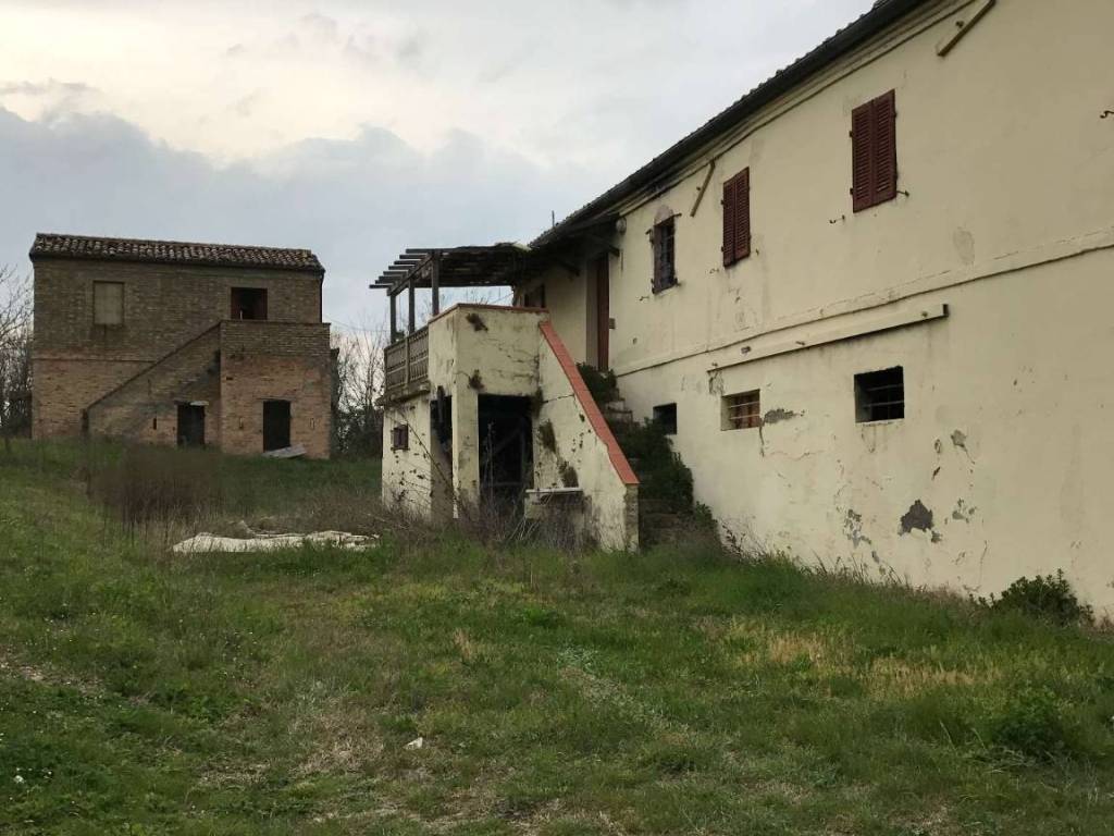 casa indipendente in vendita ad Agugliano