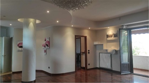 casa indipendente in vendita ad Agugliano in zona Castel d'Emilio