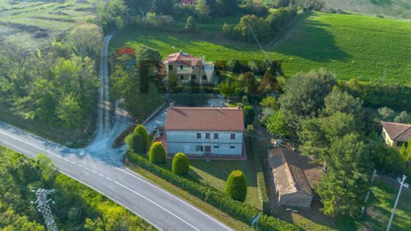 casa indipendente in vendita ad Agugliano