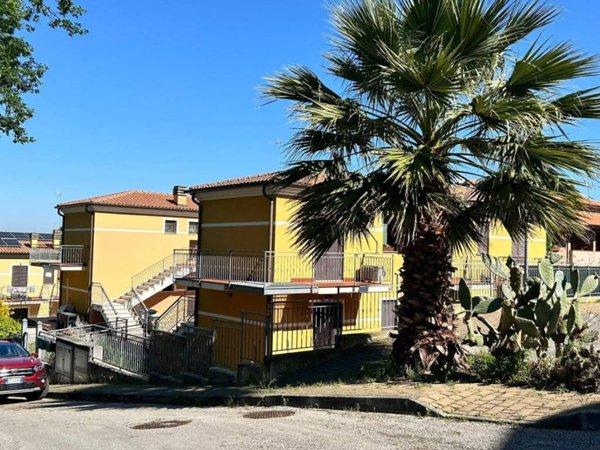 appartamento in vendita ad Agugliano