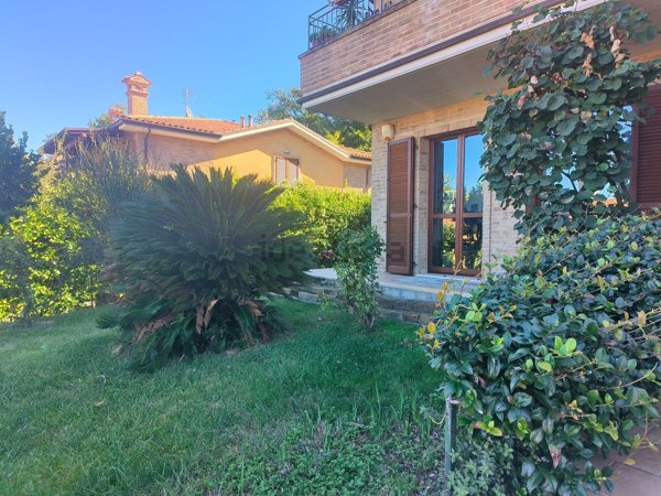 appartamento in vendita ad Agugliano