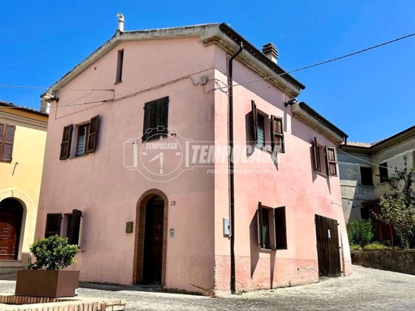 casa indipendente in vendita ad Agugliano