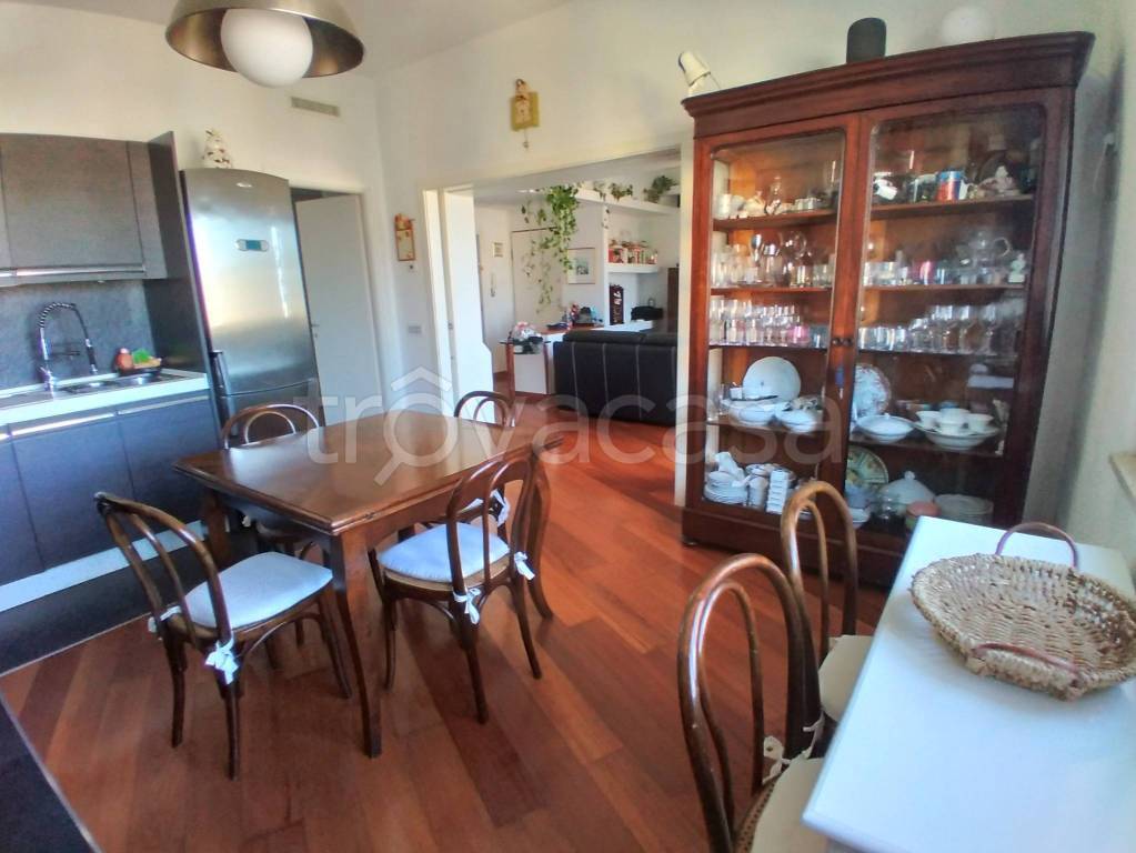 appartamento in vendita ad Ancona in zona Borgo Rodi