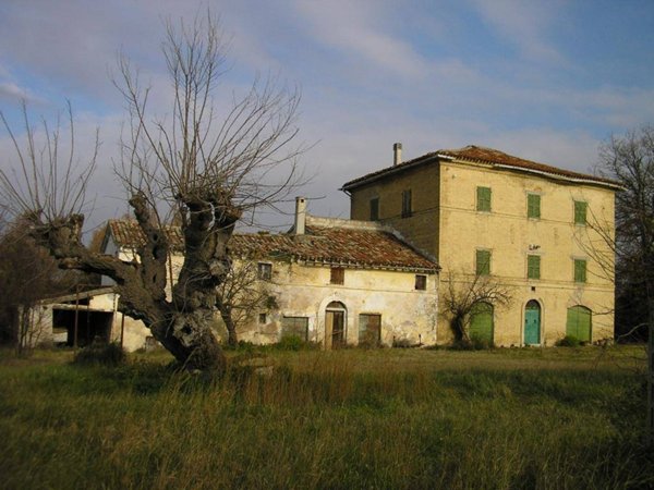 casa indipendente in vendita ad Ancona in zona Candia
