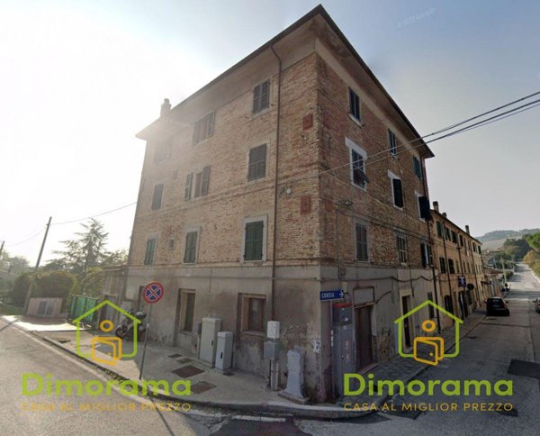 casa indipendente in vendita ad Ancona in zona Pontelungo