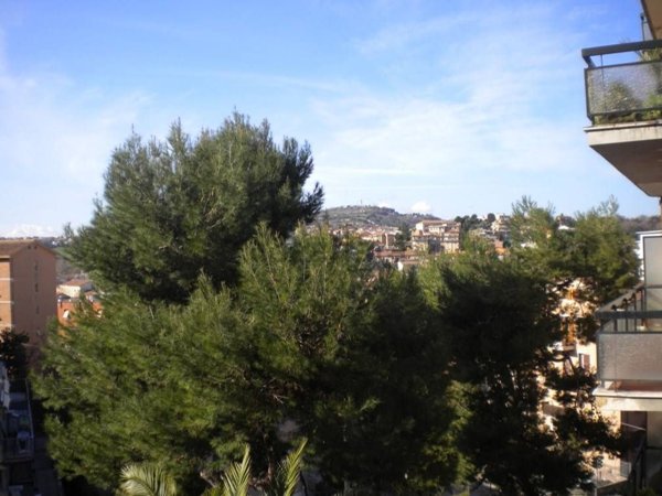 appartamento in vendita ad Ancona in zona Piano San Lazzaro