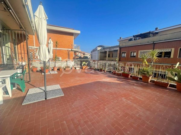 appartamento in vendita ad Ancona in zona Posatora