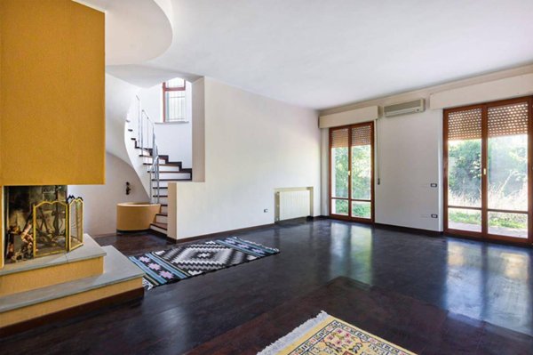 casa indipendente in vendita ad Ancona in zona Piano San Lazzaro