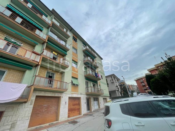 appartamento in vendita ad Ancona in zona Torrette