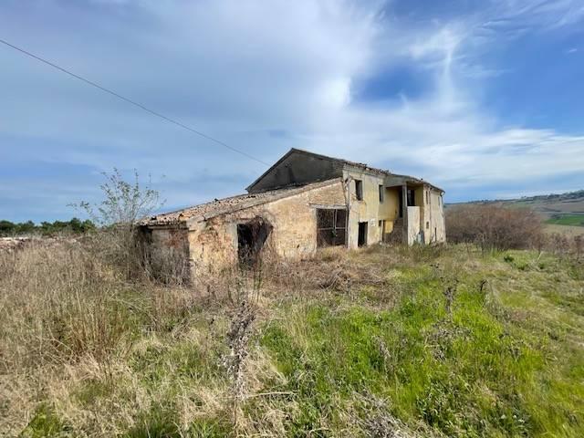 rudere in vendita ad Ancona in zona Torrette