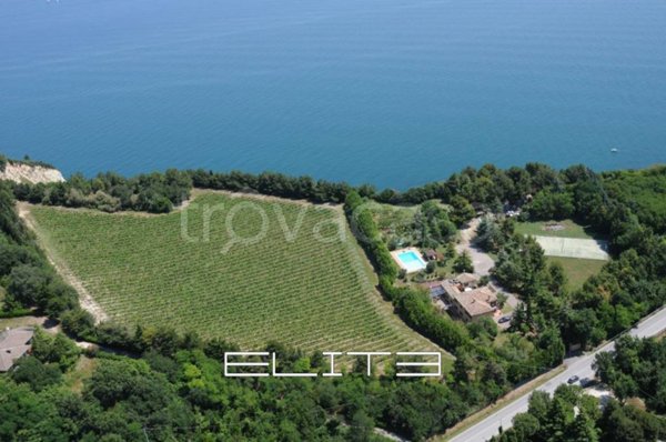 casa indipendente in vendita ad Ancona in zona Pietra La Croce