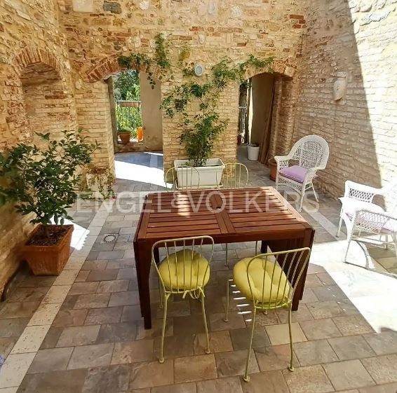 casa indipendente in vendita ad Ancona in zona Centro Storico