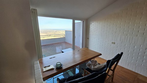 casa indipendente in vendita ad Ancona in zona Casette Di Paterno