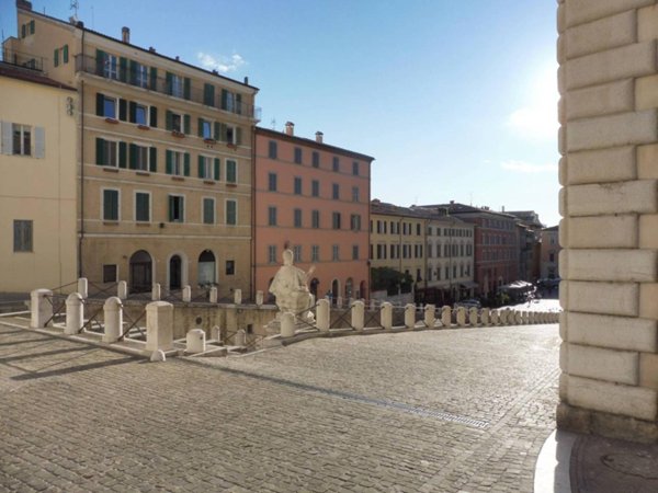 appartamento in vendita ad Ancona in zona Centro Storico