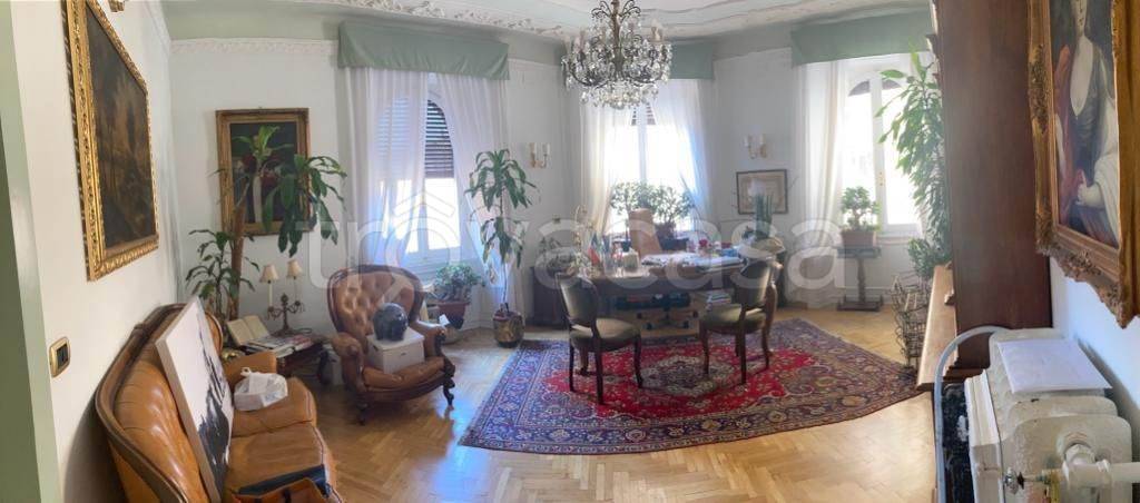 appartamento in vendita ad Ancona in zona Adriatico