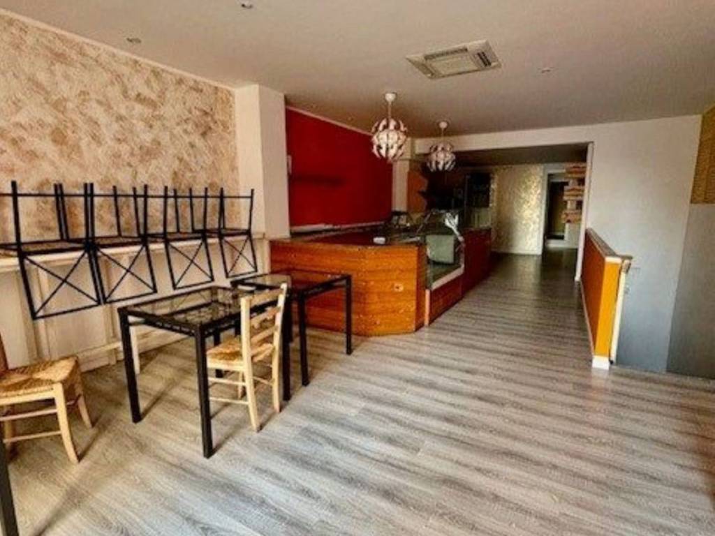 negozio in vendita ad Ancona in zona Centro Storico