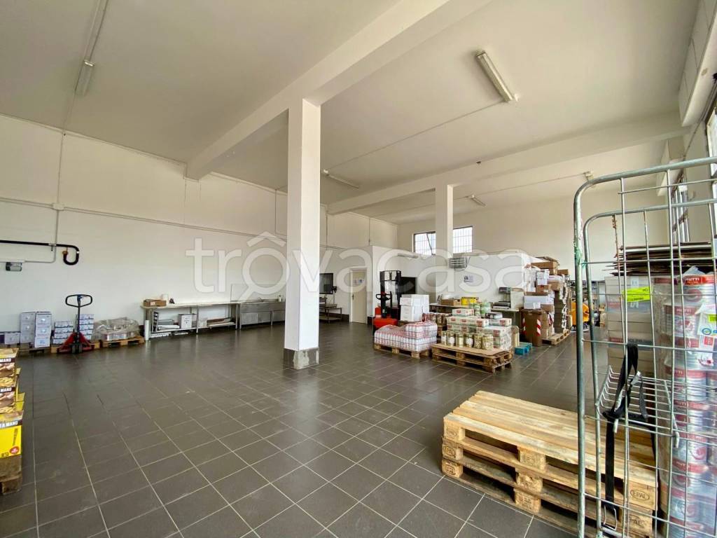 appartamento in vendita ad Ancona in zona Candia