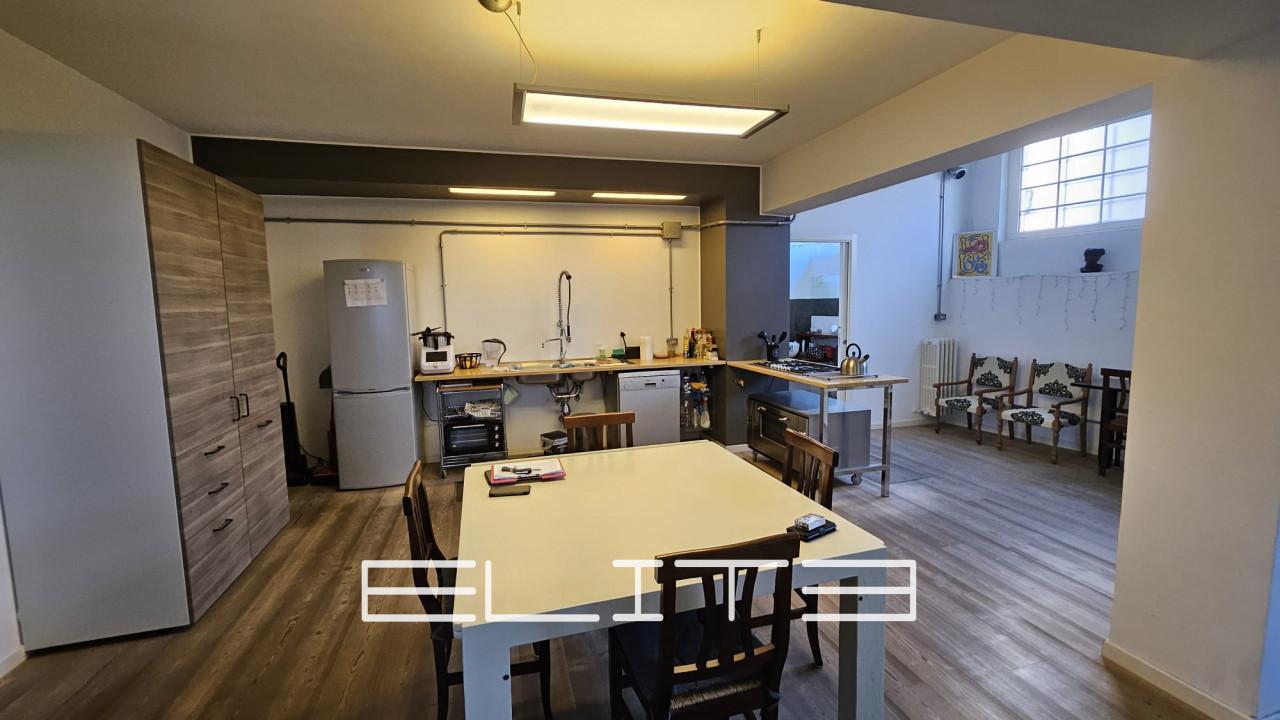 appartamento in vendita ad Ancona in zona Vallemiano