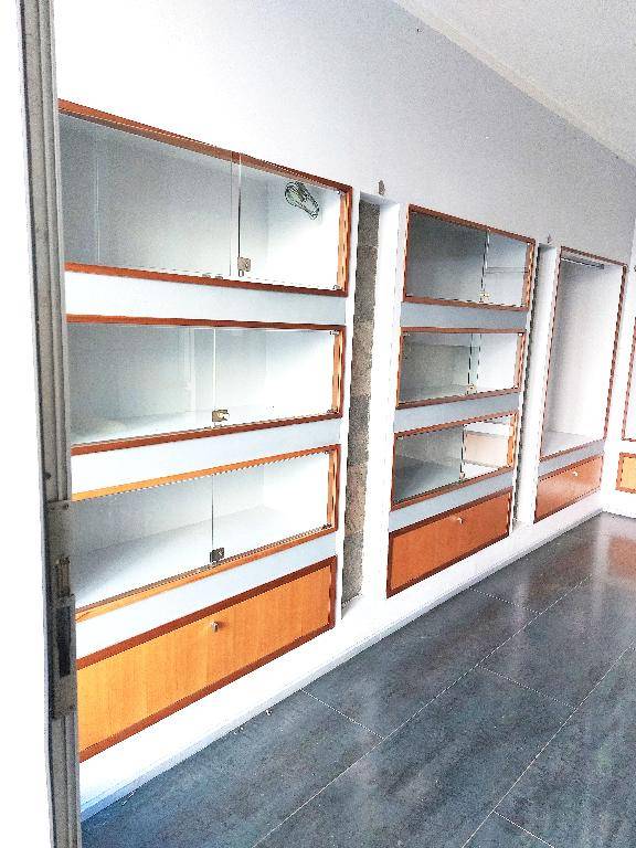 negozio in vendita ad Ancona in zona Piano San Lazzaro