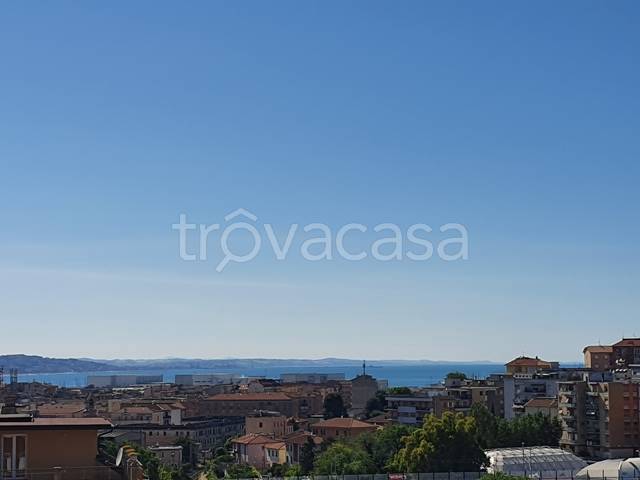 appartamento in vendita ad Ancona in zona Tavernelle