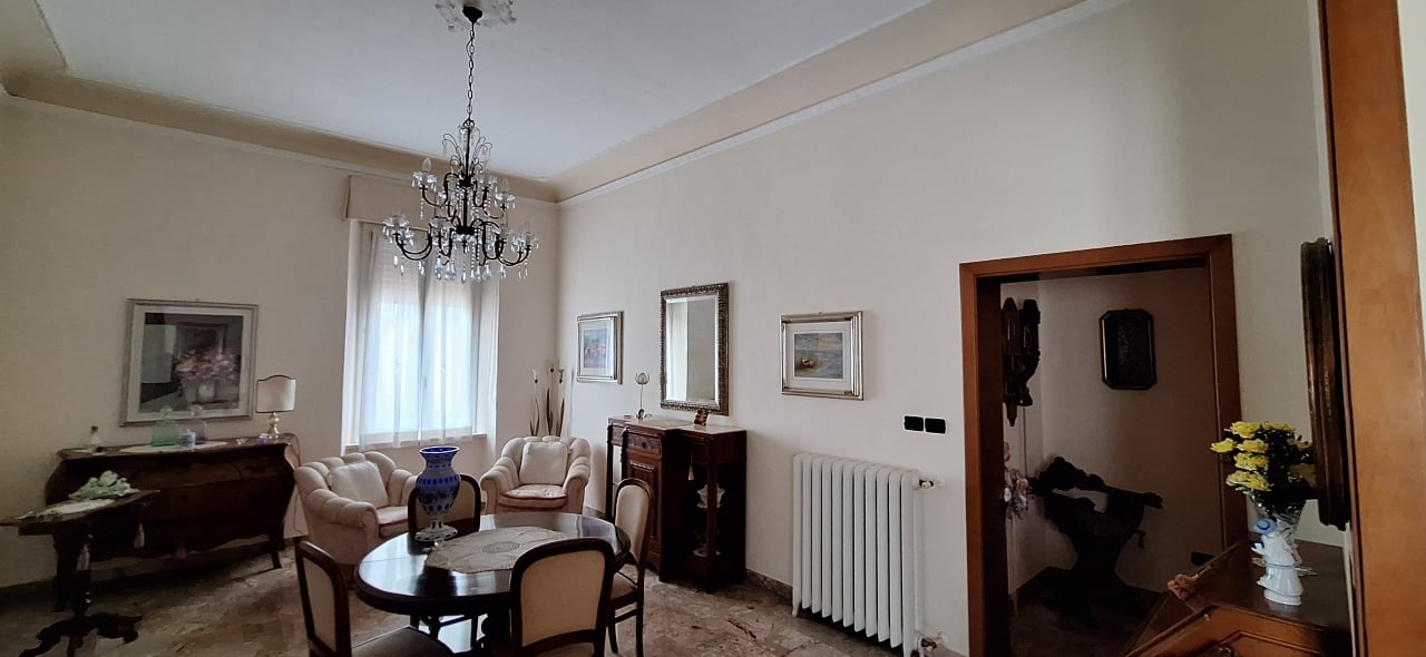 appartamento in vendita ad Ancona in zona Adriatico