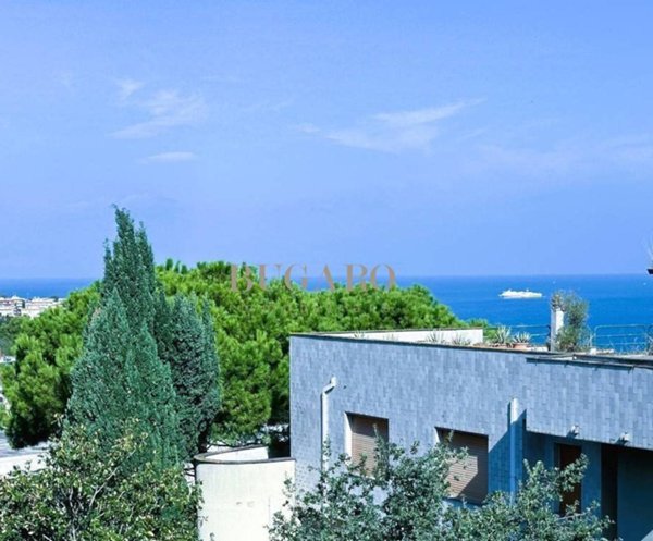 appartamento in vendita ad Ancona in zona Adriatico