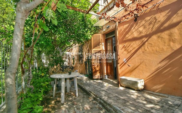 appartamento in vendita ad Ancona in zona Adriatico