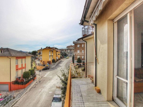 appartamento in vendita ad Ancona in zona Posatora