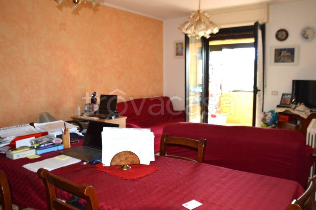 appartamento in vendita ad Ancona in zona Varano